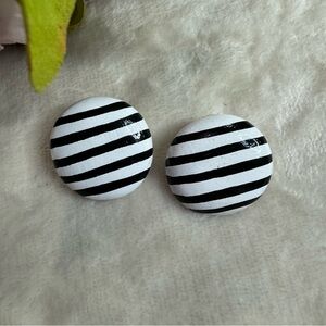 Vintage Black and White Stud Earrings